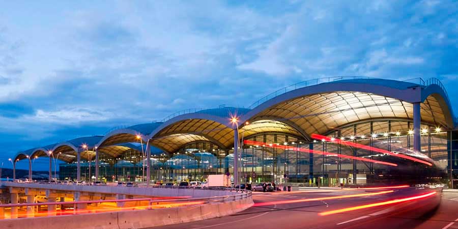 große Verfügbarkeit in Santander Flughafen